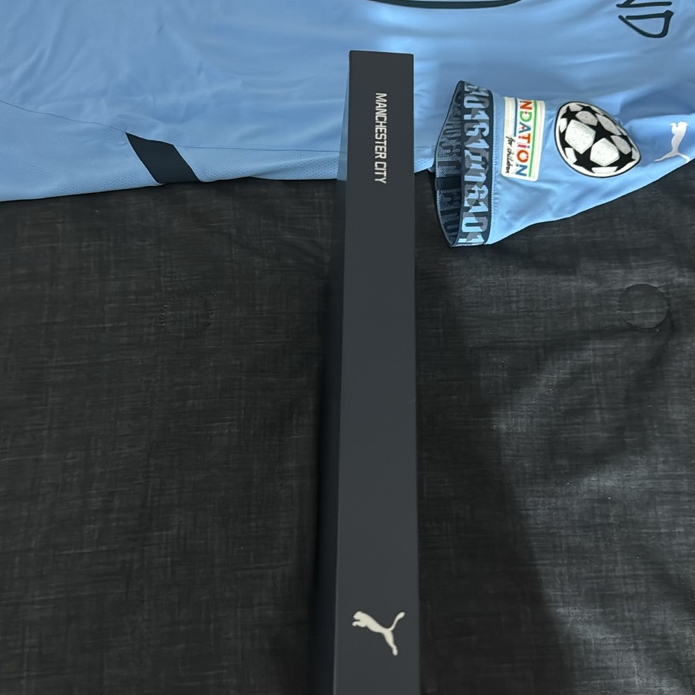 Manchester City #9 Erling Haaland 2024-25 Puma Home Player Edition Jersey - Picture 13 of 13